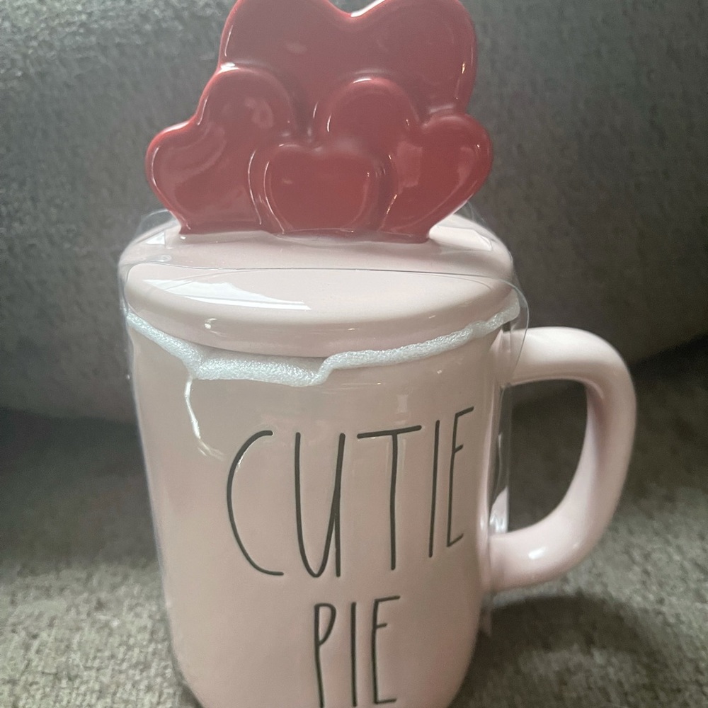 New Rae Dunn Valentine’s “Cutie Pie” Mug with Lid